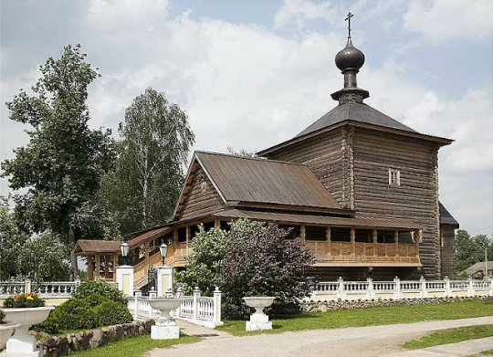 Файл:Церковь Вознесения Господня в Воскресенском.jpg