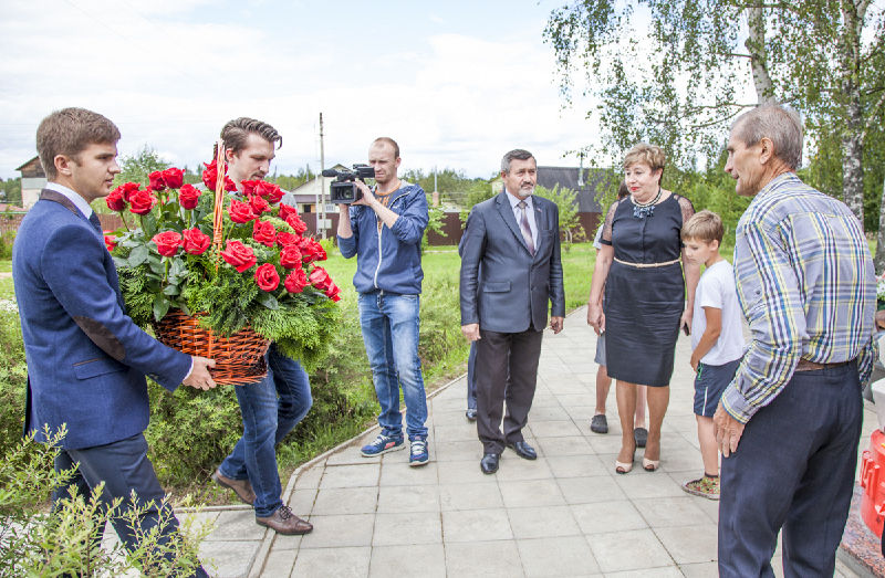Файл:5abd8a135433b023602324b10f241b5d.jpeg