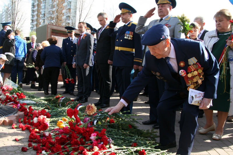 Файл:5a42783eed1d87b51776d7f09924040a.jpeg