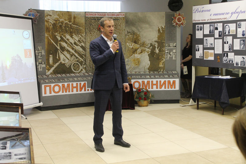 Файл:92d15c770340d8b352d07401c3998bdf.jpeg